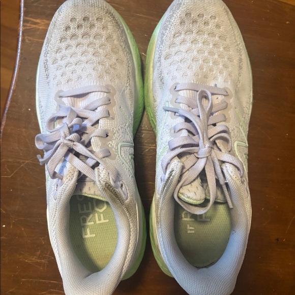 New balance 1080 - Picture 3 of 5